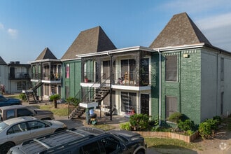 Building Photo - Cerca Demi Apartments