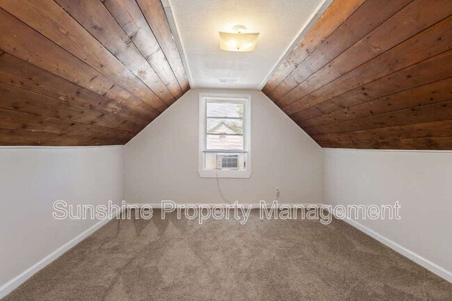 Building Photo - 1115 Wright Ave