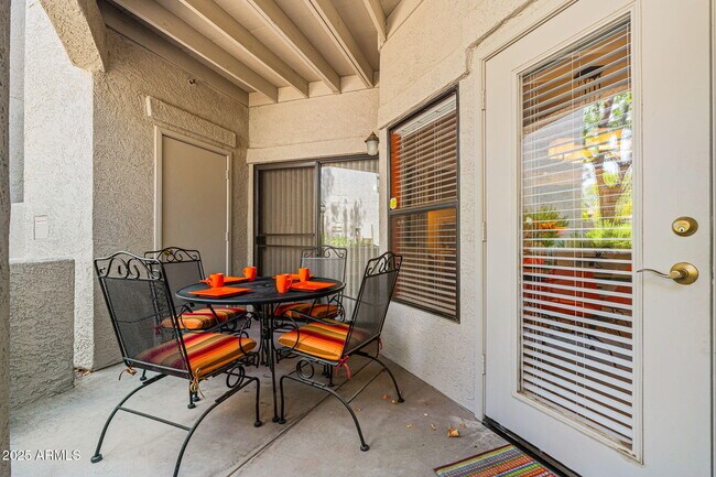 Building Photo - 15095 N Thompson Peak Pkwy