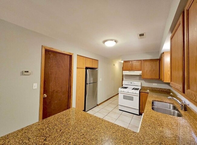 Building Photo - 2714 W 37th Pl