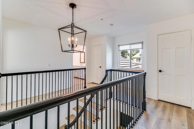 Building Photo - 6823 Castle Peak Dr