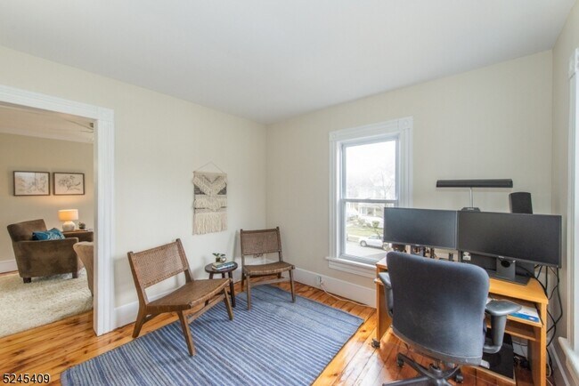 Building Photo - 121 Midland Ave