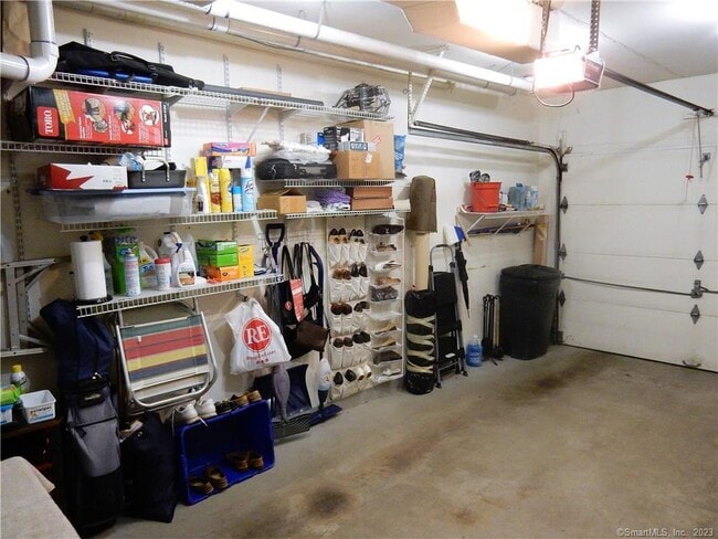 Building Photo - 230 Saugatuck Ave