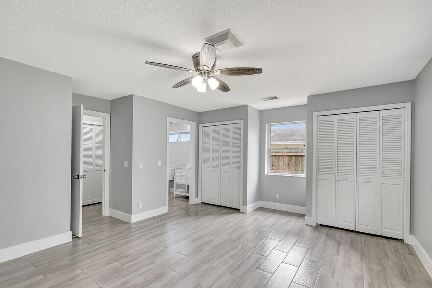 Building Photo - 843 Azalea Dr