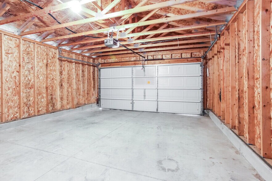 Building Photo - 7774 Jefferson Run