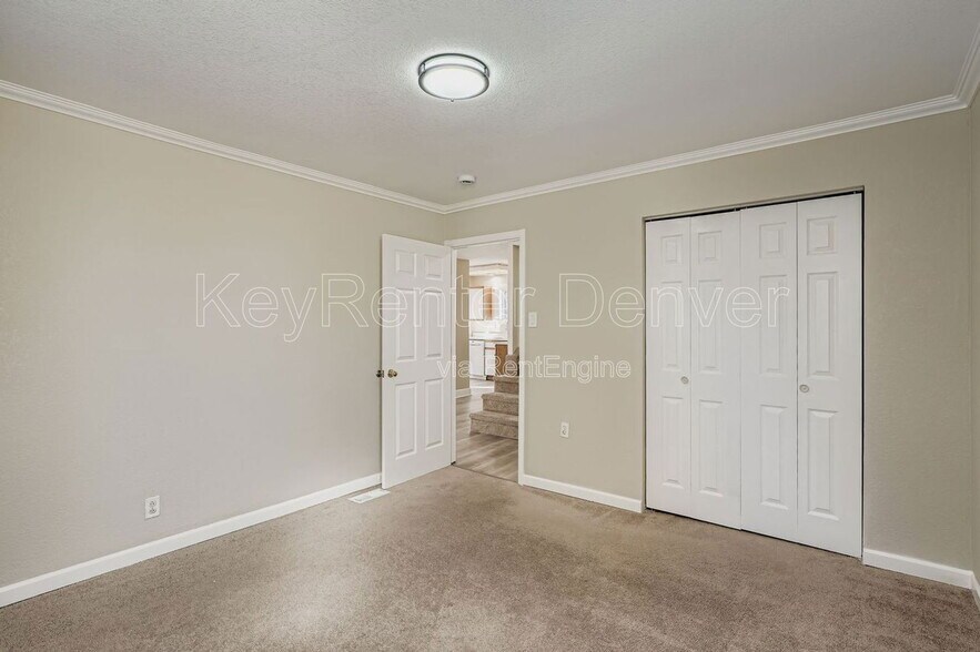 Building Photo - 1010 Jay St