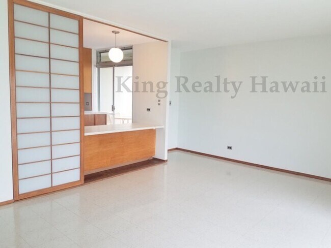 Building Photo - **OASIS in HONOLULU* Queen Emma Gardens *VERY CLEAN 2 br / 1 ba