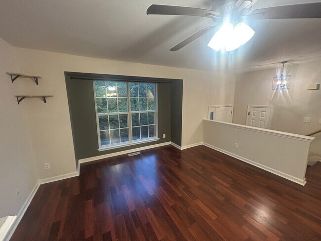 Building Photo - 510 Huntington Ridge Dr