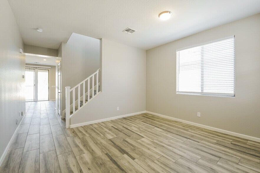Building Photo - 27424 N 54th Ln