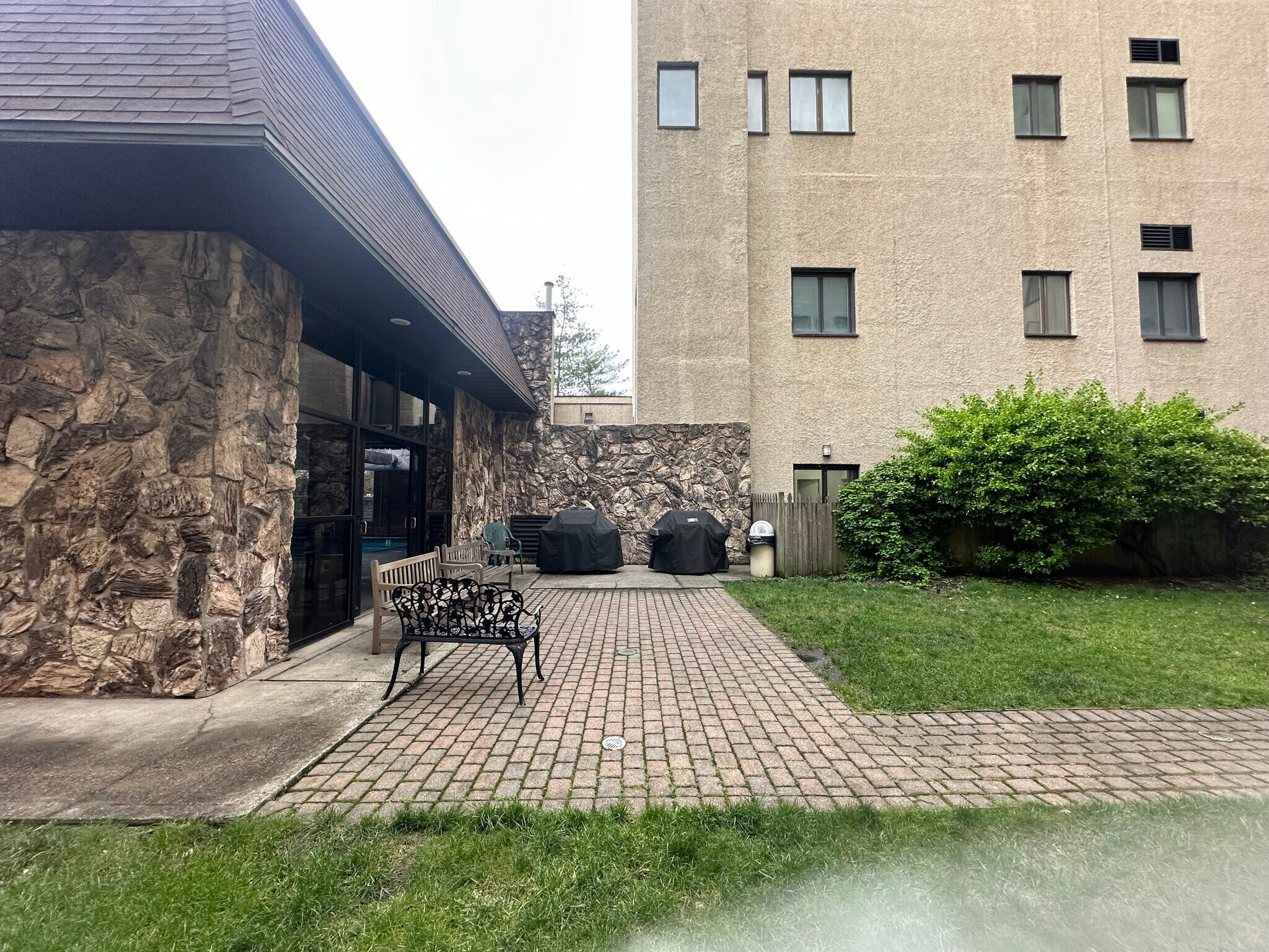 Building Photo - 75 Liberty Ave