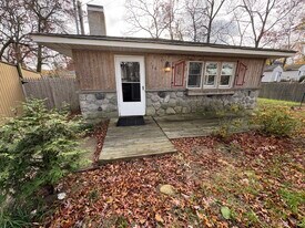 Building Photo - 14 Classon Ave