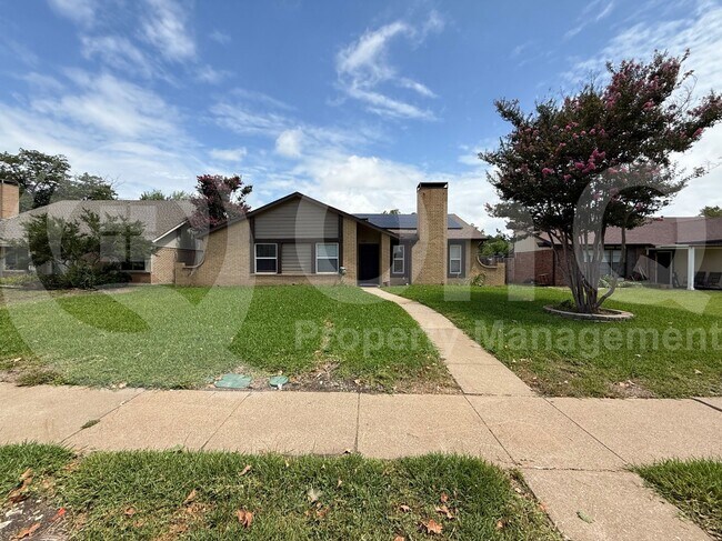 Primary Photo - 2929 Holy Cross Ln