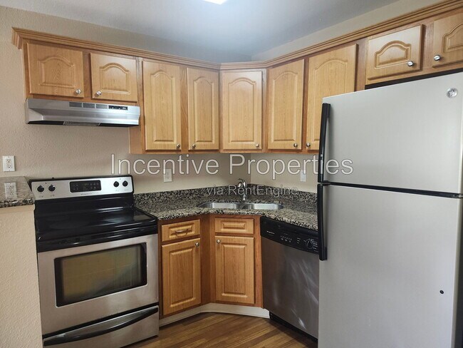 Building Photo - 4724 Walden Cir