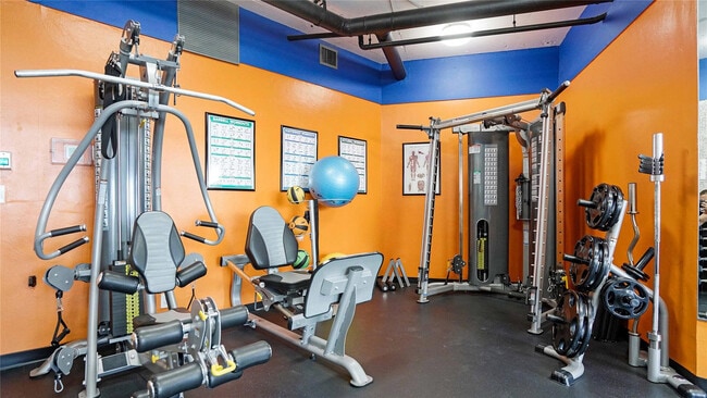 Building Photo - 3700 Galt Ocean Dr