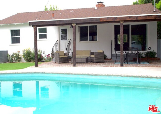 Building Photo - 15732 Covello St