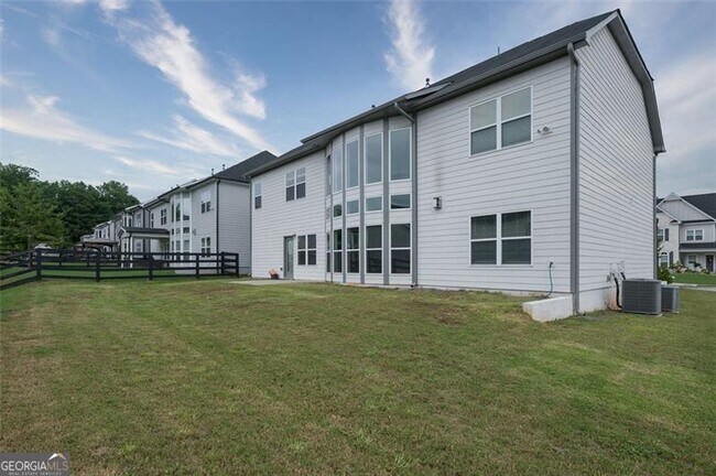 Building Photo - 508 Blackberry Ln