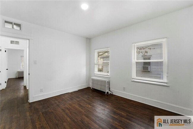 Building Photo - 29 Grant St