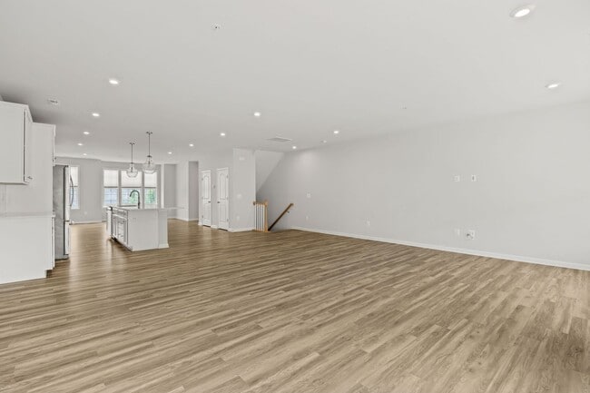 Building Photo - Gorgeous 3 Bedroom Townhome in Henrico!