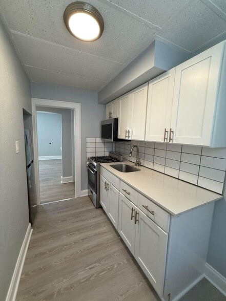 Interior Photo - Oak Woods Collingswood