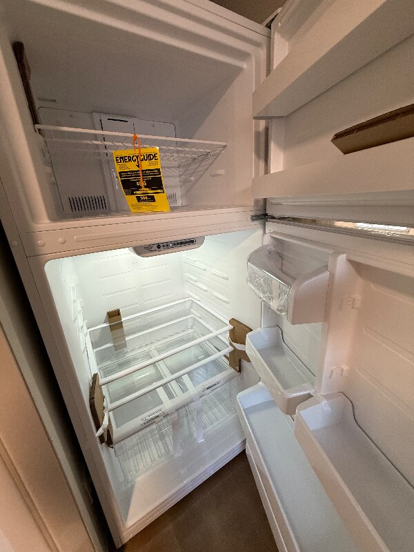 Building Photo - 3121 Oak Grove Dr