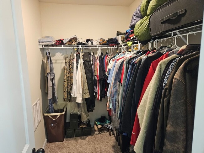 Building Photo - 2 bedroom, 2.5 bath unfurnished end unit townhouse in Sneads Ferry Justice Farm Townhome community