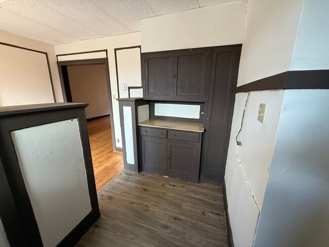 Building Photo - 3258 Maple Ave