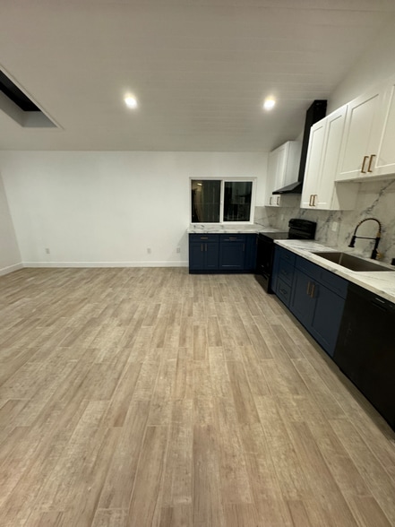 Building Photo - 6519 Denver Ave