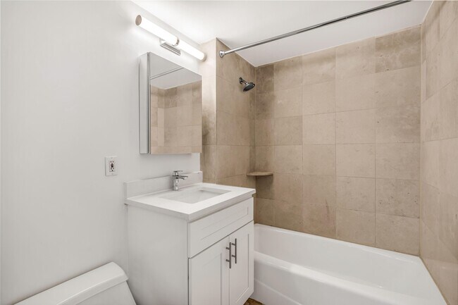Building Photo - 308 E 38th St