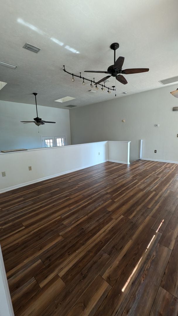 Building Photo - 4 Bedroom Single Family Home in Spring Creek