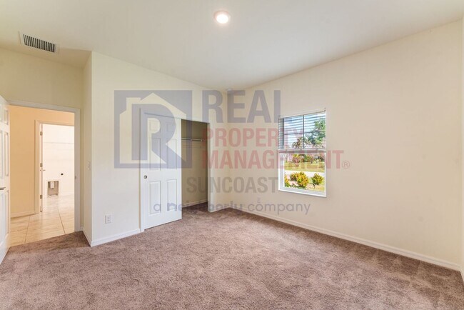Building Photo - 106 Boxwood Ln