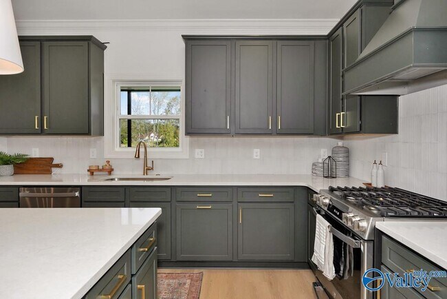 Building Photo - 101 Stenness Br