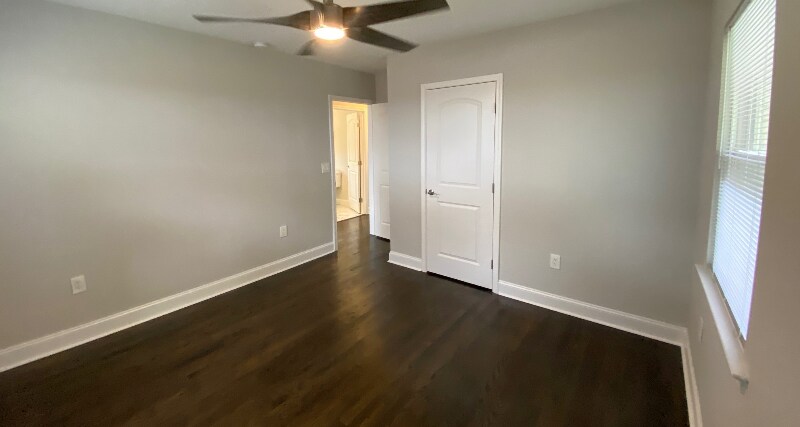 Building Photo - 2778 Delowe Dr