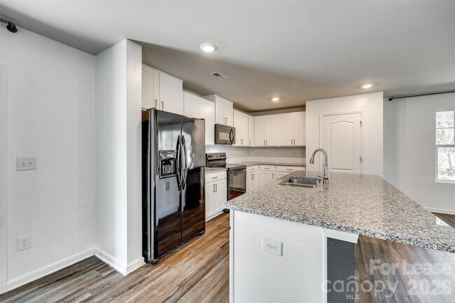 Building Photo - 1131 Ava Trail Ln