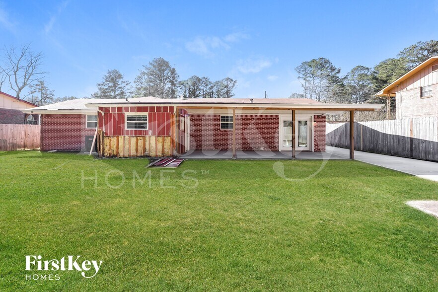 Building Photo - 3480 Leisure Ln