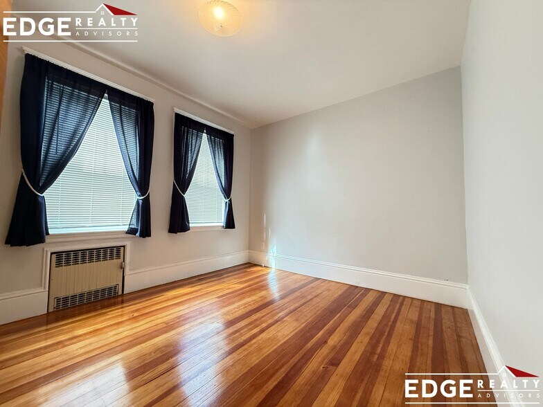 Building Photo - 241 Boylston St