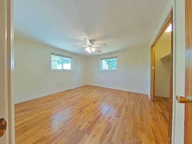 Building Photo - 2 Bedroom House ~ Albany ~ Pet Friendly