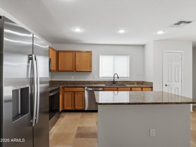 Building Photo - 12353 W Heatherbrae Dr