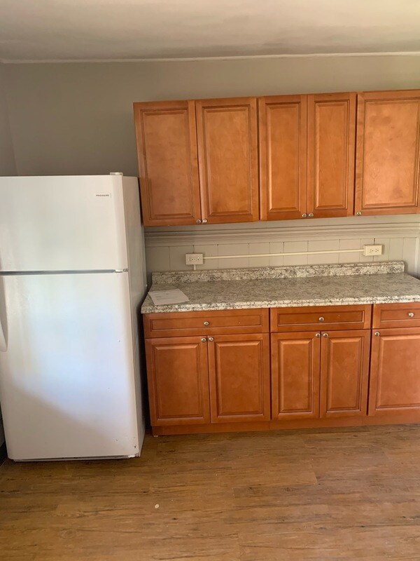 27 Tilley St 27 Tilley St New London CT 06320 Apartment Finder