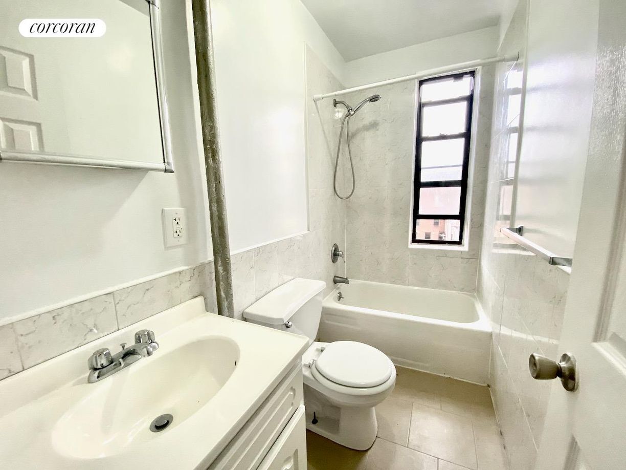 Building Photo - 541 W 142nd St