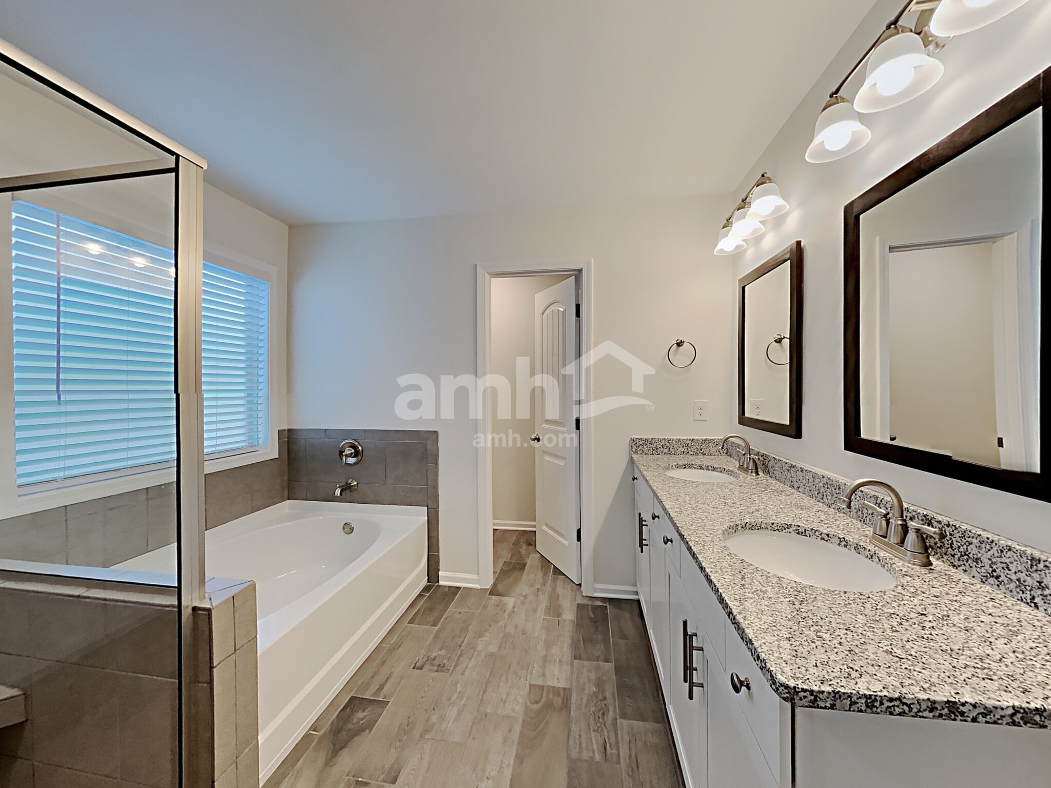 Building Photo - 213 Orchard Trail