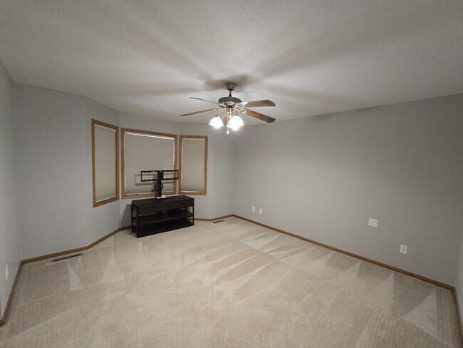 Building Photo - 4710 Donald Dr