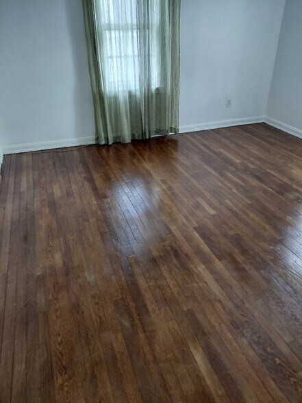 bedroom - 17315 Glendale Ave