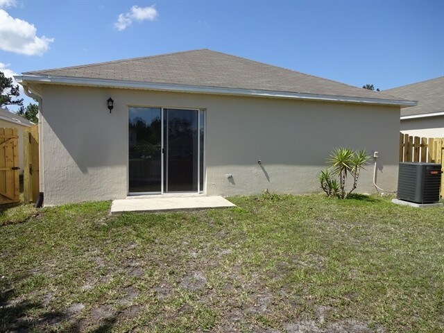 Building Photo - 3507 Alec Dr