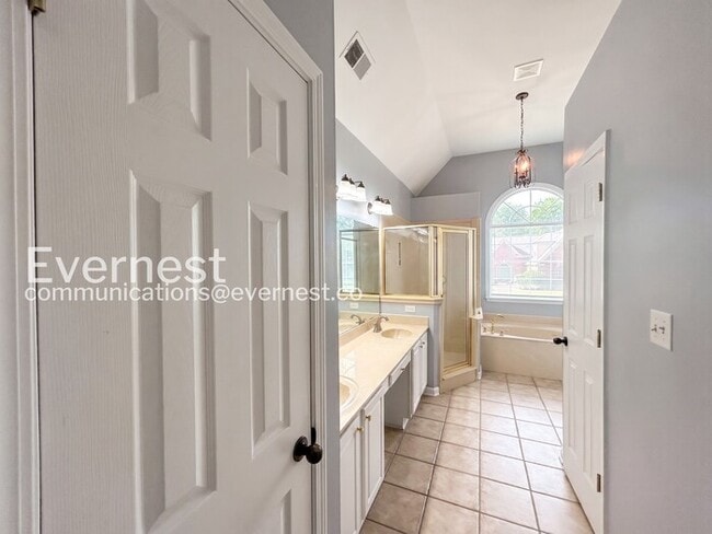 Building Photo - 11168 Arlington Trace Dr