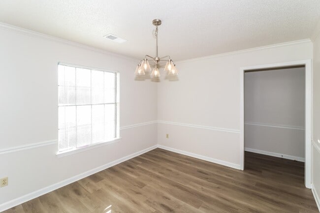 Building Photo - 7308 Stonington Dr