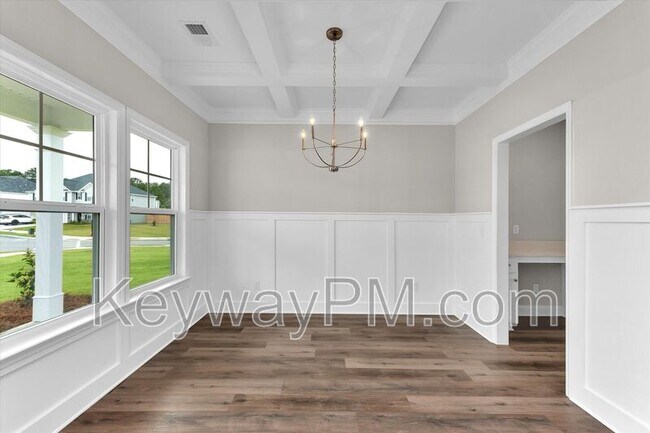 Building Photo - 5995 Big Pond Trl