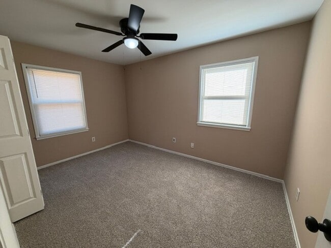 Building Photo - Burlington