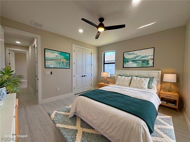 Building Photo - 106 NE 8th Pl