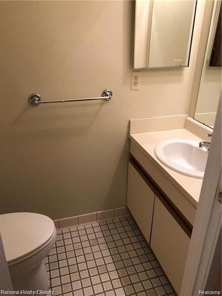 Building Photo - 43449 Arbor Way W