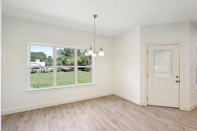 Building Photo - 1702 Kings Ln